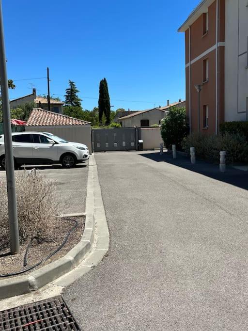 Joli Appt 45 M2 Avec Terrasse Lejlighed Lunel  Eksteriør billede